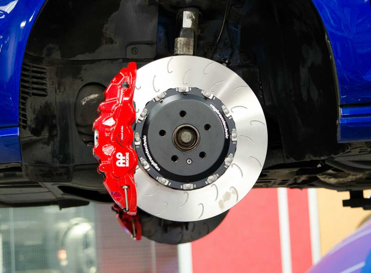Vagbremtechnic, Front Brake Kit 6 Piston AP Racing Calipers with 390x34mm 2-Piece Discs (BK0019) (Audi S3 8V)